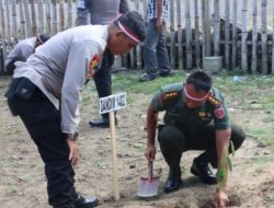 Polri Lestarikan Negeri Dengan Penghijauan Sejak Dini,Polres Polman Tanam 1000 Bibit Pohon