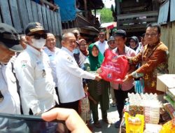 Kemensos Bersama AIM Bagikan Sejumlah Bantuan Kepada Penyandang Disabilitas