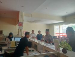 1971 Bansos BPNT Kemensos RI Disalurkan, Anggota DPR RI Komisi VIII Samsu Niang Pantau Langsung