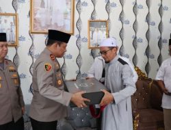 Disambangi Tiga Jenderal Ops NCS, ketua Ponpes Daarul Falah Ciamis Dukung Polri Wujudkan Pemilu Damai