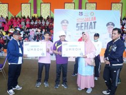 Muslimin Bando Bantah Tuduhan Memanfaatkan Ruang pada Perayaan HUT PGRI ke-78 di Enrekang, Hadiah Umrah Tidak Berkaitan dengan Politik