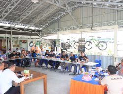 Kapolres barru mengiginkan kolaborasi Unsur POLRI-TNI dan media dalam menciptakan pilkada barru aman dan kundusif.
