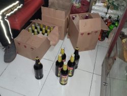 Polsek Ulaweng Gencar Operasi Cegah Kejahatan, Amankan 64 Botol Miras