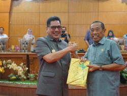 Serahkan Ranperda Pertanggungjawaban APBD 2023, Basra Paparkan Tujuh Laporan Keuangan 