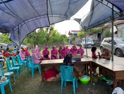 Pengurus Bhayangkari Polman Serahkan Bantuan Kepada Korban Musibah kebakaran Di Tangnga tangnga