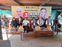 Antusias warga kelurahan kiru-kiru menyambut dengan hangat kedatangan paslon nomer urut 3 Andi ina dan abustan.