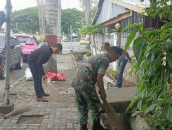 Pasiter Kodim 1420/Sidrap kerahkan Anggota bersihkan Pelataran Gangggawa.