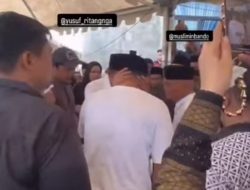 Calon Bupati Enrekang Nomor Urut Dua Melayat ke Rumah Duka Mantan Bupati Enrekang Muslimin Bando