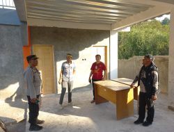 Kapolsubsektor Parigi Polres Gowa Bersama PPK dan Panwas Kecamatan Cek Gudang Logistik Pilkada