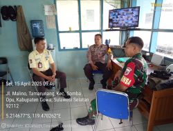 Beri Pesan Kamtibmas, Bhabinkamtibmas dan Babinsa Kelurahan Tamarunang Gowa Sambangi Pos Satpam 