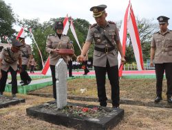 Polres Soppeng Gelar Upacara Ziarah Rombongan Peringati Hari Bhayangkara ke-79 di TMP Salotungo