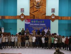 Bupati pinrang beri arahaan pada Deklarasi damai pemilihaan kepala desa serentak tahun 2023