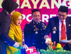Polres Barru menggelar syukuran peringatan HUT Bhayangkara Ke-77 di Halaman Mapolres Barru