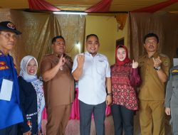 Pj Sekda Sidrap Salurkan Hak Pilih di TPS 17 Rijang Pittu