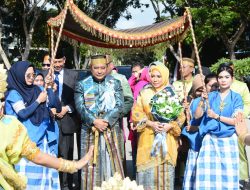 Pj Gubernur Sulsel Hadiri Peringatan Hari Jadi ke-680 Sidenreng Rappang