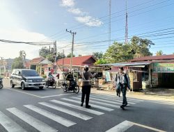 Sat Lantas Polres Polman Laksanakan Pengamanan dan Pengaturan Lalu Lintas di Pagi Hari