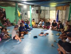 Wujud Kepedulian terhadap Masyarakat, Polsek Tinambung Kunjungi  Rumah Warga yang Dilaporkan Hilang Saat Melaut