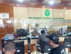 2 Wartawan “Dipukul  Oleh Staf Pengadilan Negeri  Kab. Barru 