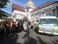 Penyaluran Bantuan Pangan Beras Di Polman di awali  Di Kecamatan Polewali