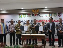 Bupati  Bersama Ketua DPRD Polman Ikuti Rakor Pemberantasan Korupsi Di KPK