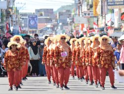 Semangat ’45 Membara di Jalan Sultan Hasanuddin, Ribuan Warga Pinrang Saksikan Lomba Gerak Jalan HUT RI ke-80