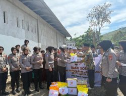 Polwan Polres Parepare Tebar Kepedulian, Bantu Santri Ponpes Pasca Kebakaran