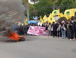 PMII Polman Demo Di DPRD, Tuntut Transparansi Pengelolaan Tiket Retribusi Wisata Alam  Desa Batetangnga