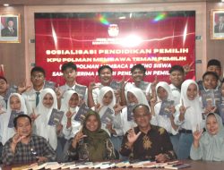 Sosialisasi Pendidikan Pemilih,KPU Polman Tingkatkan Minat Baca Siswa Tingkat SMA Dan MA