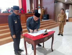 DPRD Polman Setujui Ranperda Pengelolaan Air Limbah Domestik Dan APBD Perubahan,2025