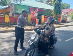 Jumat Berkah Sat Lantas Polres Parepare, Semangat Berbagi untuk Sesama