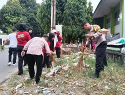 Kerja Bakti Bhabinkamtibmas dan Aparat Kelurahan Mallusetasi, Beri Contoh Peduli Lingkungan
