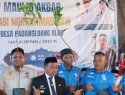 Syaharuddin Alrif Tanam Jambu Air Citra Di Padangloang Alau, Jadi Peluang Pendapatan Warga