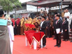 Bupati Sidrap Lantik 48 Pejabat di Pelataran Pasar Pangkajene 