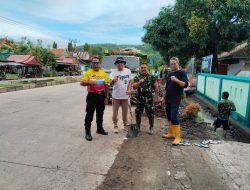 Mengjaga Sinergitas dan kekompakan Tripika Kecamatan Mallusetasi melaksanakan kerja bakti.