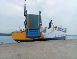 Keberangkatan KM Dharma Kartika IX di Pelabuhan Nusantara Parepare Berjalan Aman dan Lancar