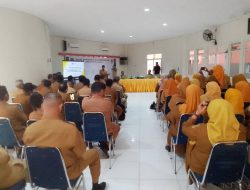 Bupati Polman Serahkan SK Definitif Kepada 66 PLT Kepsek