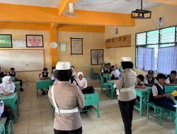 Bagian dari Amanah Ops Zebra Pallawa 2025, Sat Lantas Polres Parepare Berikan Edukasi Tertib Lalu Lintas kepada Pelajar SMPN 10