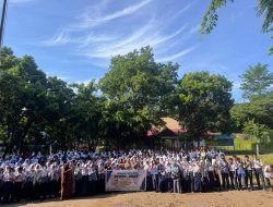 Sat Lantas Polres Parepare Kampanyekan “Stop Pelanggaran, Patuhi Aturan Berlalu Lintas” di Hadapan Ratusan Pelajar