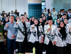 Bupati Barru Buka Konferensi Kabupaten PGRI 2025, Tegaskan Guru Investasi Strategis Daerah