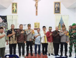 Kapolres Barru Hadiri Ramah Tamah Natal Di Gereja Katolik  Santra Maria Stasi Barru