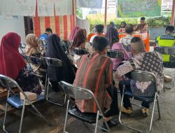 Bhabinkamtibmas Ujung Bulu Hadiri Loka Karya Mini dan Sampaikan Imbauan Kamtibmas kepada Warga