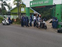 WUJUDKAN KARAKTER UNGGUL, SMPN 8 PAREPARE KONSISTEN TANAMKAN KEDISIPLINAN DAN BUDAYA SANTUN