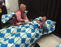 Peringati HUT ke 65 Tahun,Pimpinan dan Karyawan Bank Sulselbar Cabang Barru Gelar Donor Darah “Be A Hero”