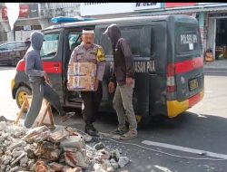 Kepolisian Hadir di Tengah Kedukaan Warga, Polsek KPN Berikan Bantuan