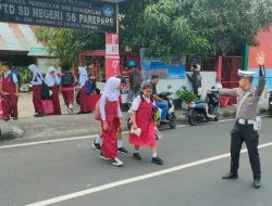 Sat Lantas Polres Parepare Hadir di Jam Krusial Demi Keselamatan Masyarakat