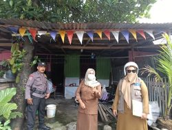 Bhabinkamtibmas di Parepare Dampingi Petugas Pendataan Rumah Terdampak Angin Kencang, 1 Rumah Atapnya Rusak