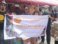 Kerukunan Keluarga Todang-todang”Mesa Kanne” Salurkan Sejumlah Bantuan Kepada Korban Kebakaran Di Galungtulu