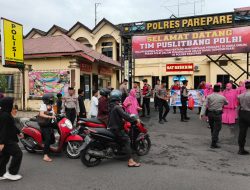 Sat Samapta Polres Parepare Peringati HUT Korps Sabhara ke-74 dengan Bersih Masjid, Bagi Takjil dan Buka Puasa Bersama