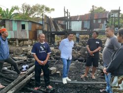 Suyuti Tinjau Lokasi Kebakaran di Lumpue, Serahkan Bantuan untuk Korban