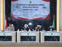 Kapolres Barru Hadiri Pelantikan Kepala Desa Terpilih, Personel Polres Laksanakan Pengamanan untuk Pastikan Kegiatan Berjalan Aman dan Kondusif